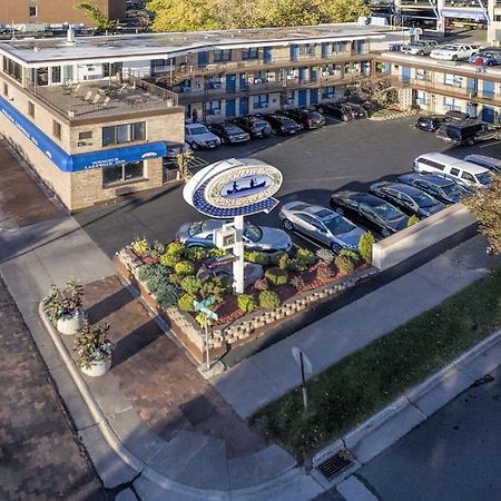 Voyageur Lakewalk Inn Duluth Exterior foto